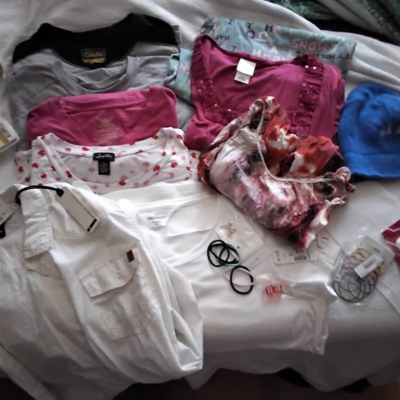 AWESOME WOMEN'S PLUS SIZE ALL Like New EUC MYSTERY BOX!!  $5.95 Shipping! RESELL - Picture 3 of 9